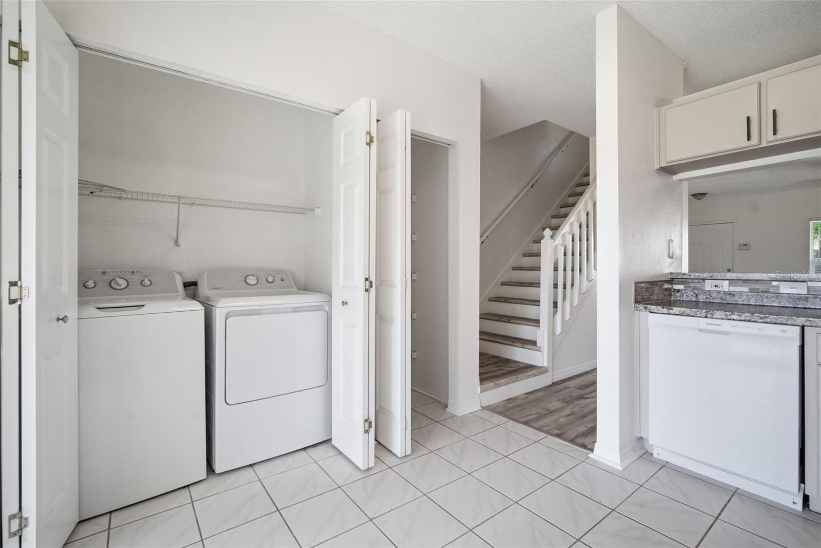 Image 14 of 59 For 6229 Bayside Key Drive