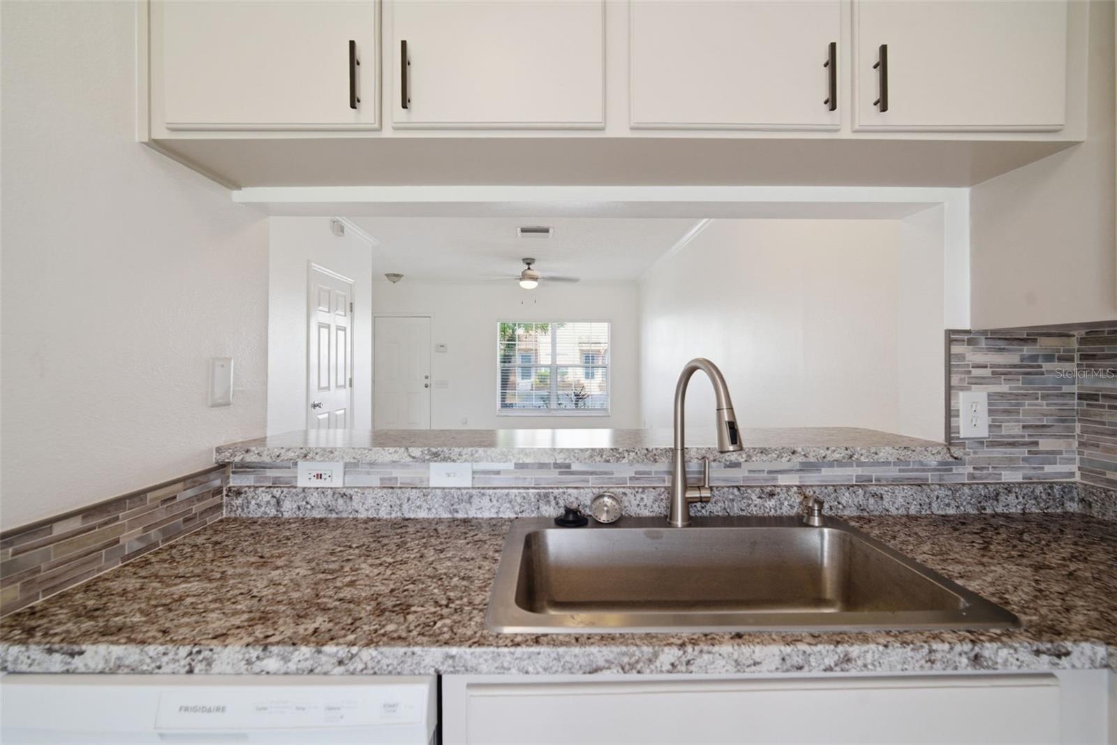 Image 18 of 59 For 6229 Bayside Key Drive