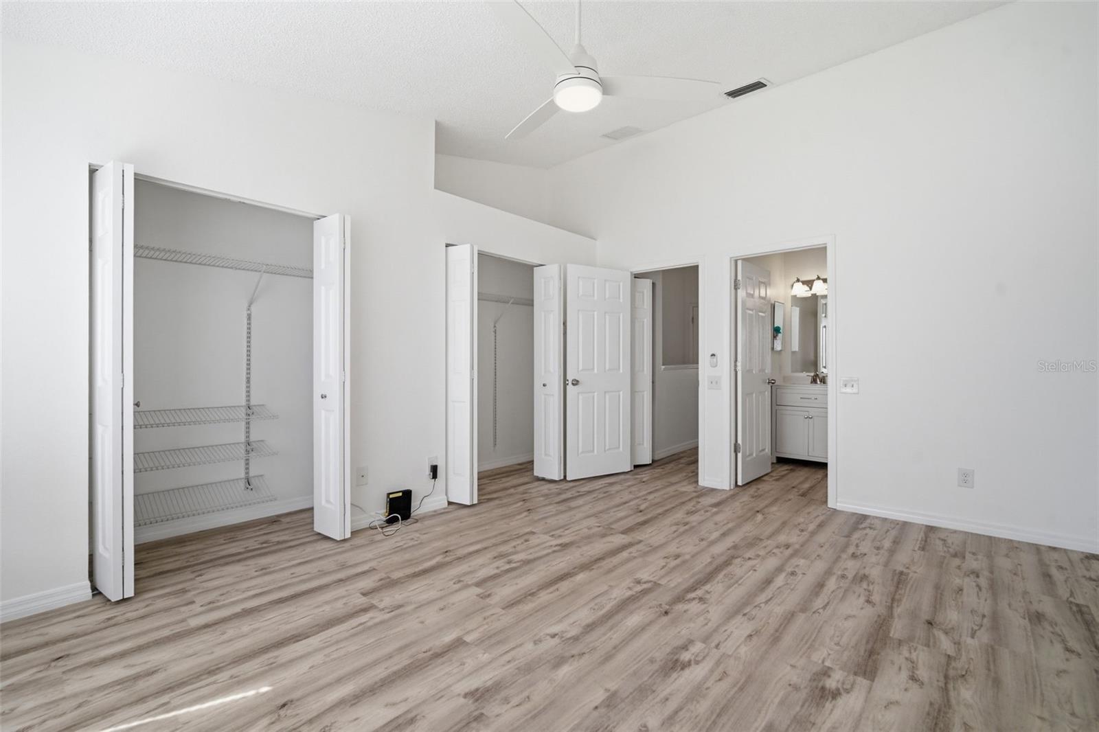 Image 31 of 59 For 6229 Bayside Key Drive