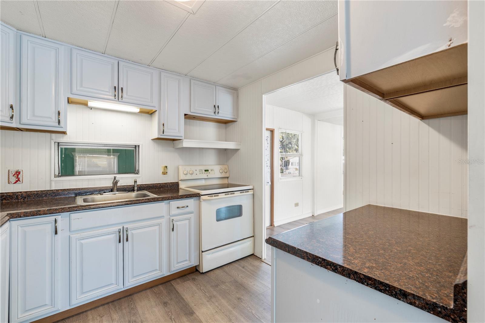 Image 14 of 45 For 6123 Ridgewood Drive