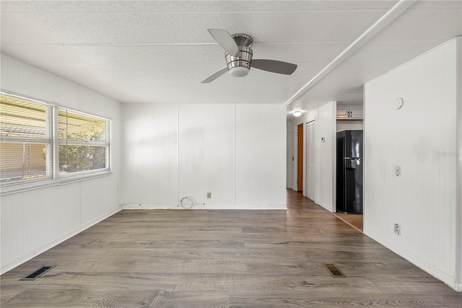 Image 9 of 45 For 6123 Ridgewood Drive