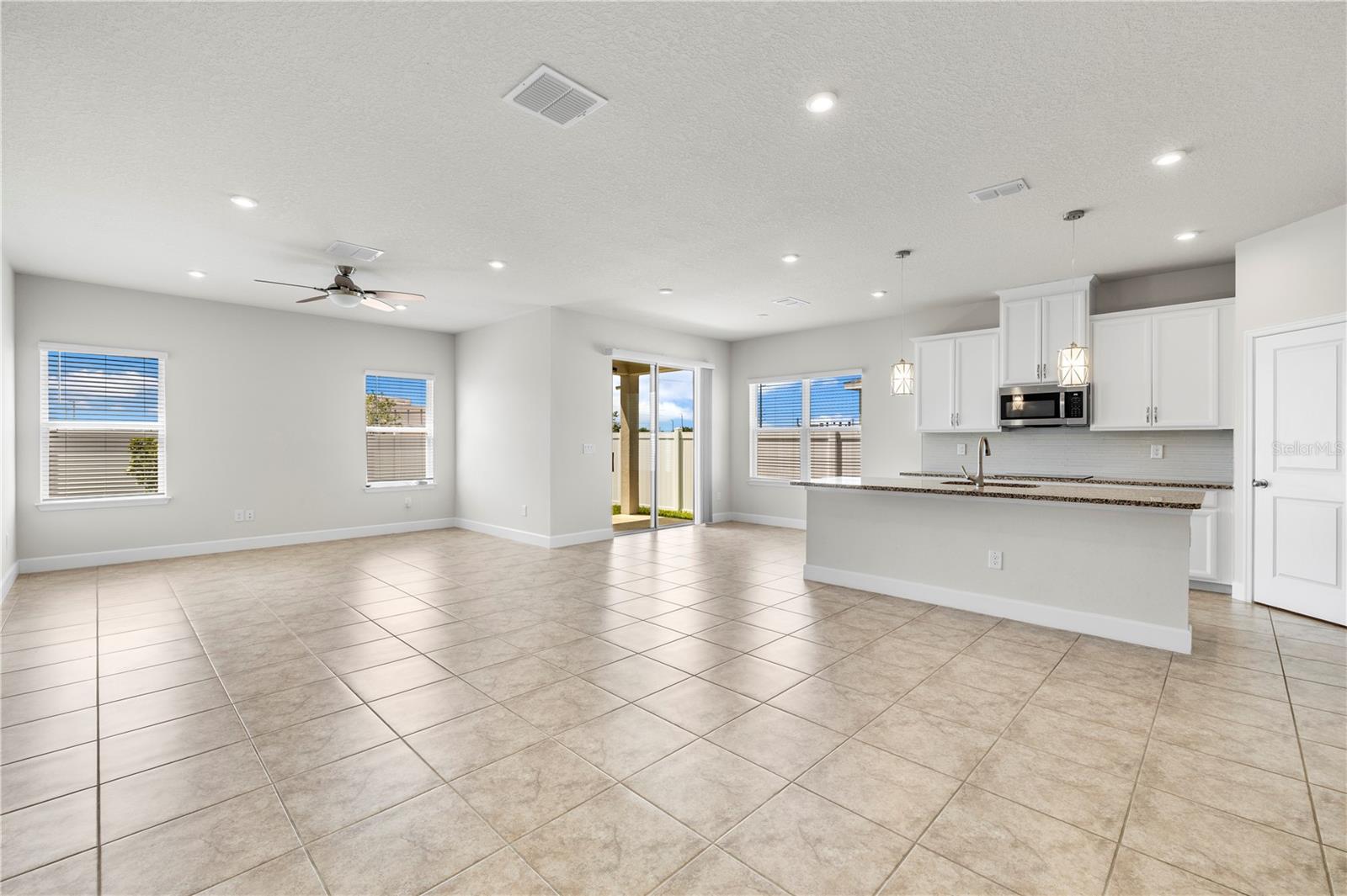 Image 14 of 56 For 7886 Greenway Avenue