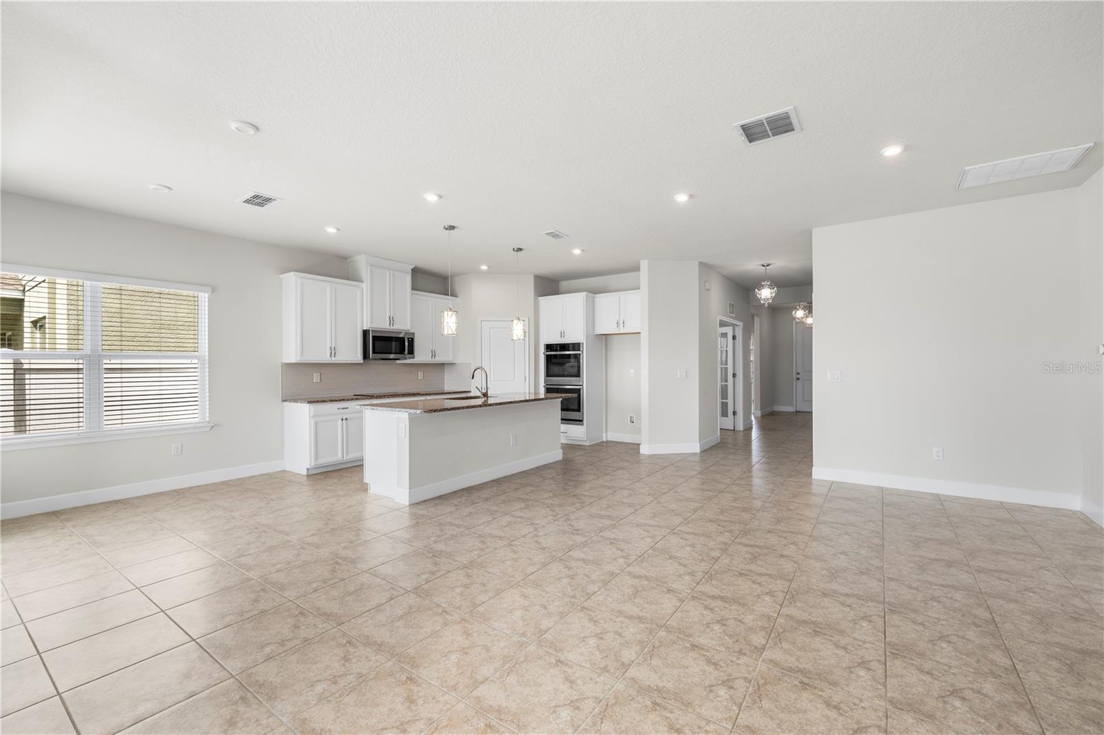 Image 16 of 56 For 7886 Greenway Avenue