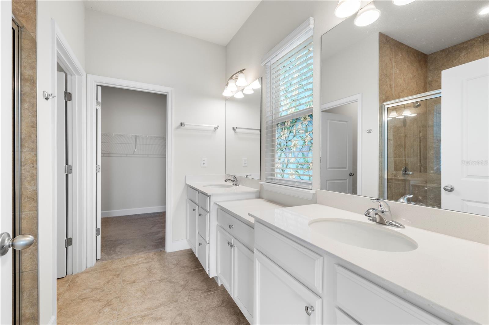 Image 27 of 56 For 7886 Greenway Avenue