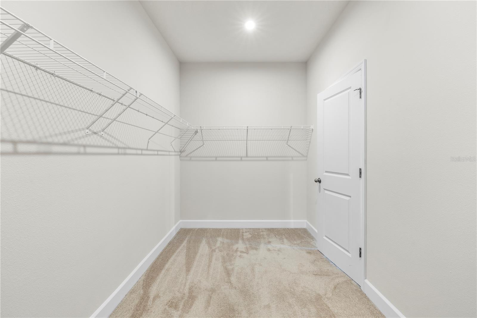 Image 31 of 56 For 7886 Greenway Avenue