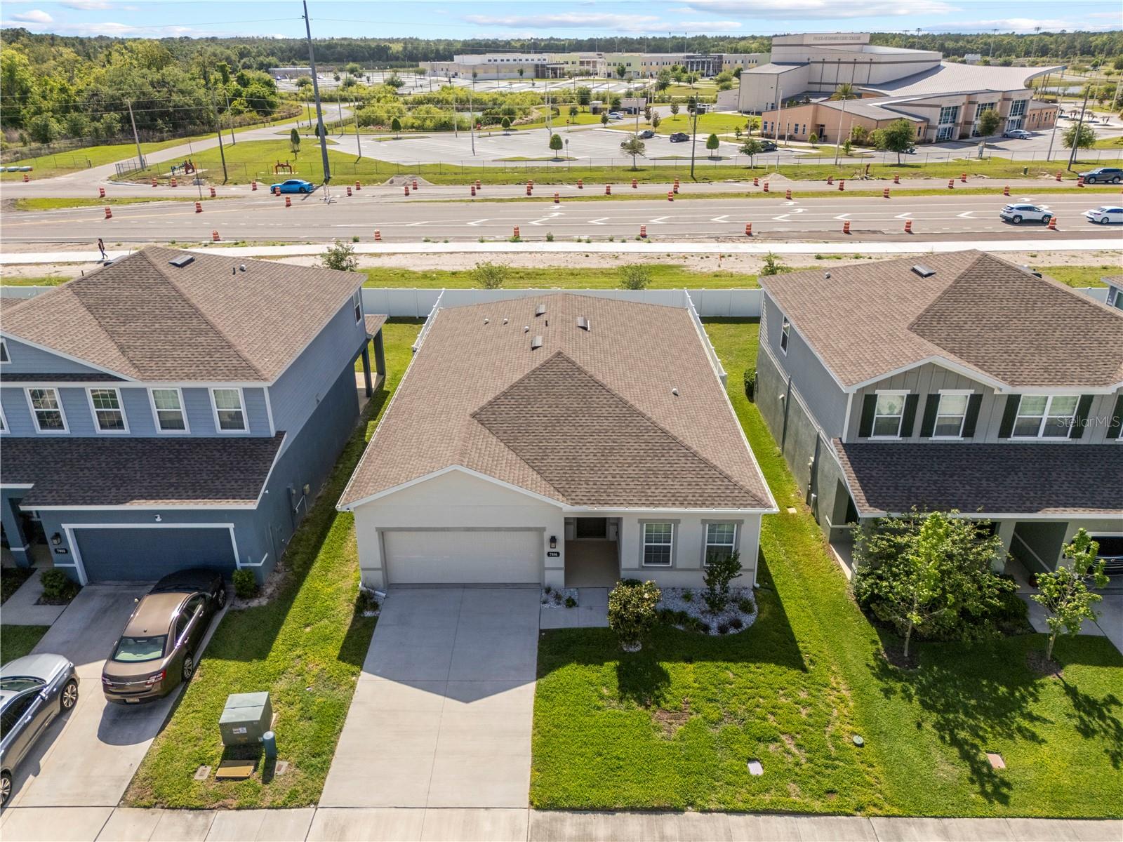 Image 37 of 56 For 7886 Greenway Avenue