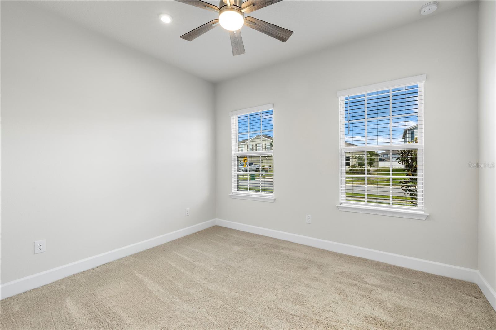 Image 5 of 56 For 7886 Greenway Avenue