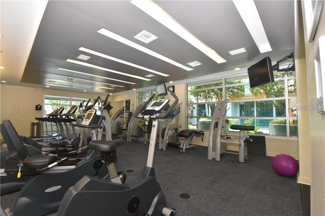 Listing photo id 15 for 111 12th Street 1519