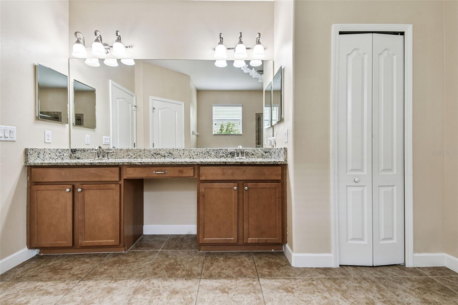 Image 42 of 99 For 205 Orange Mill Ave