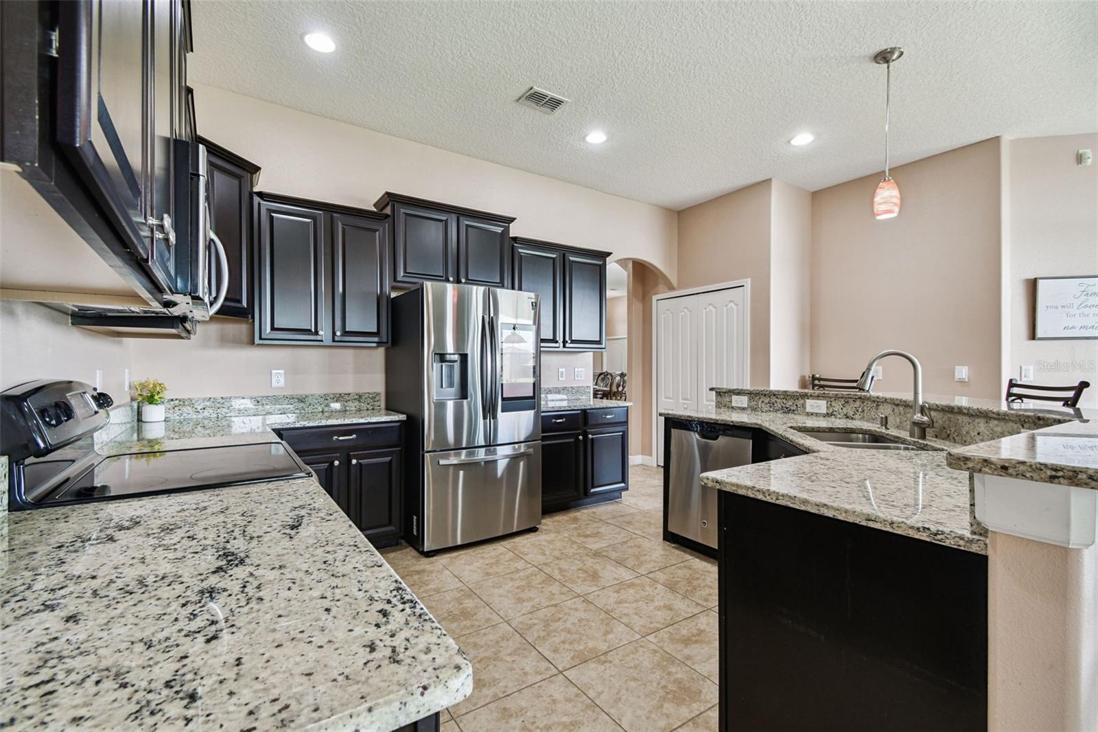 Image 7 of 99 For 205 Orange Mill Ave