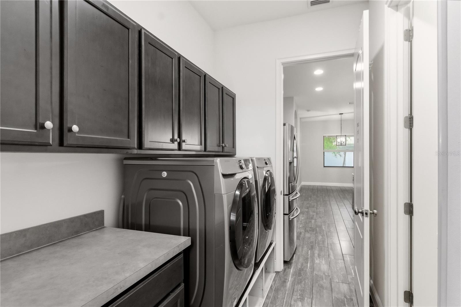 Image 15 of 43 For 691 Challice Drive