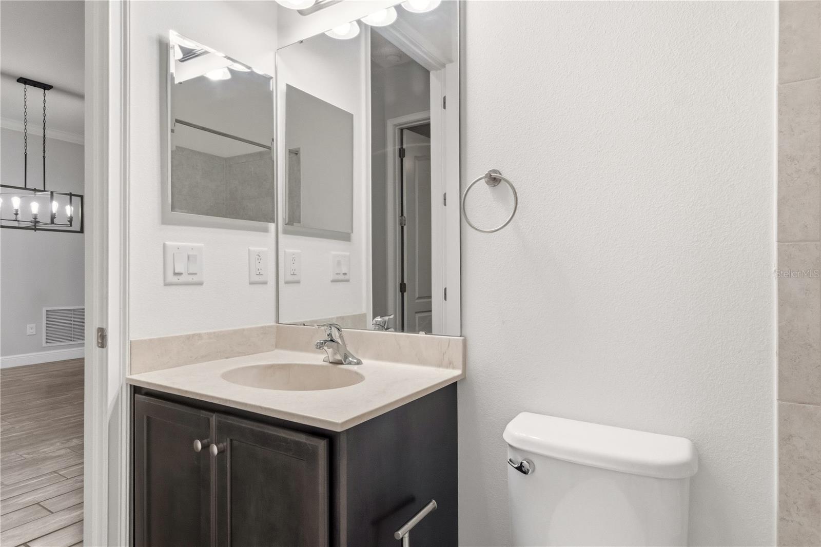 Image 28 of 43 For 691 Challice Drive