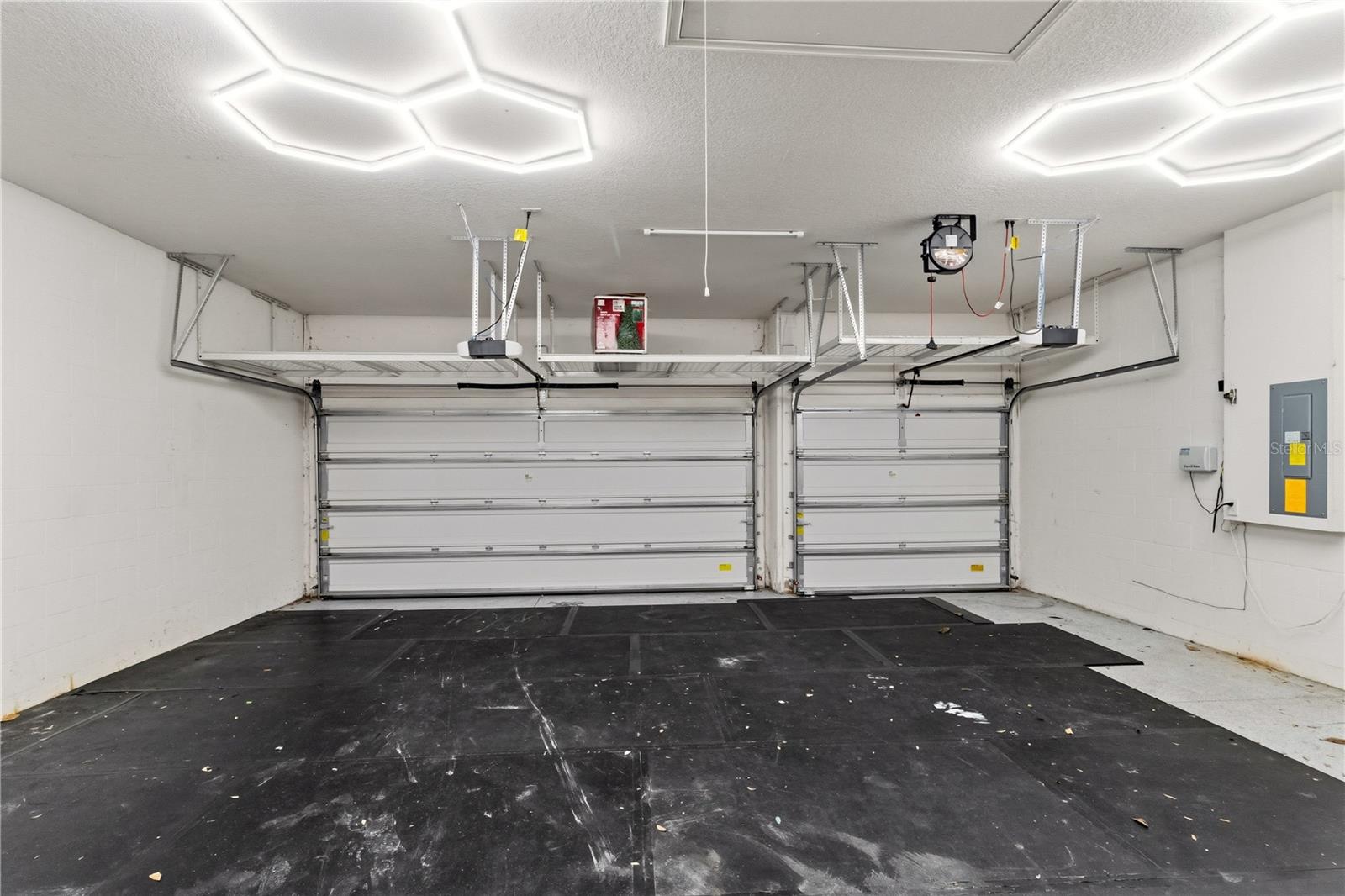 Image 40 of 43 For 691 Challice Drive