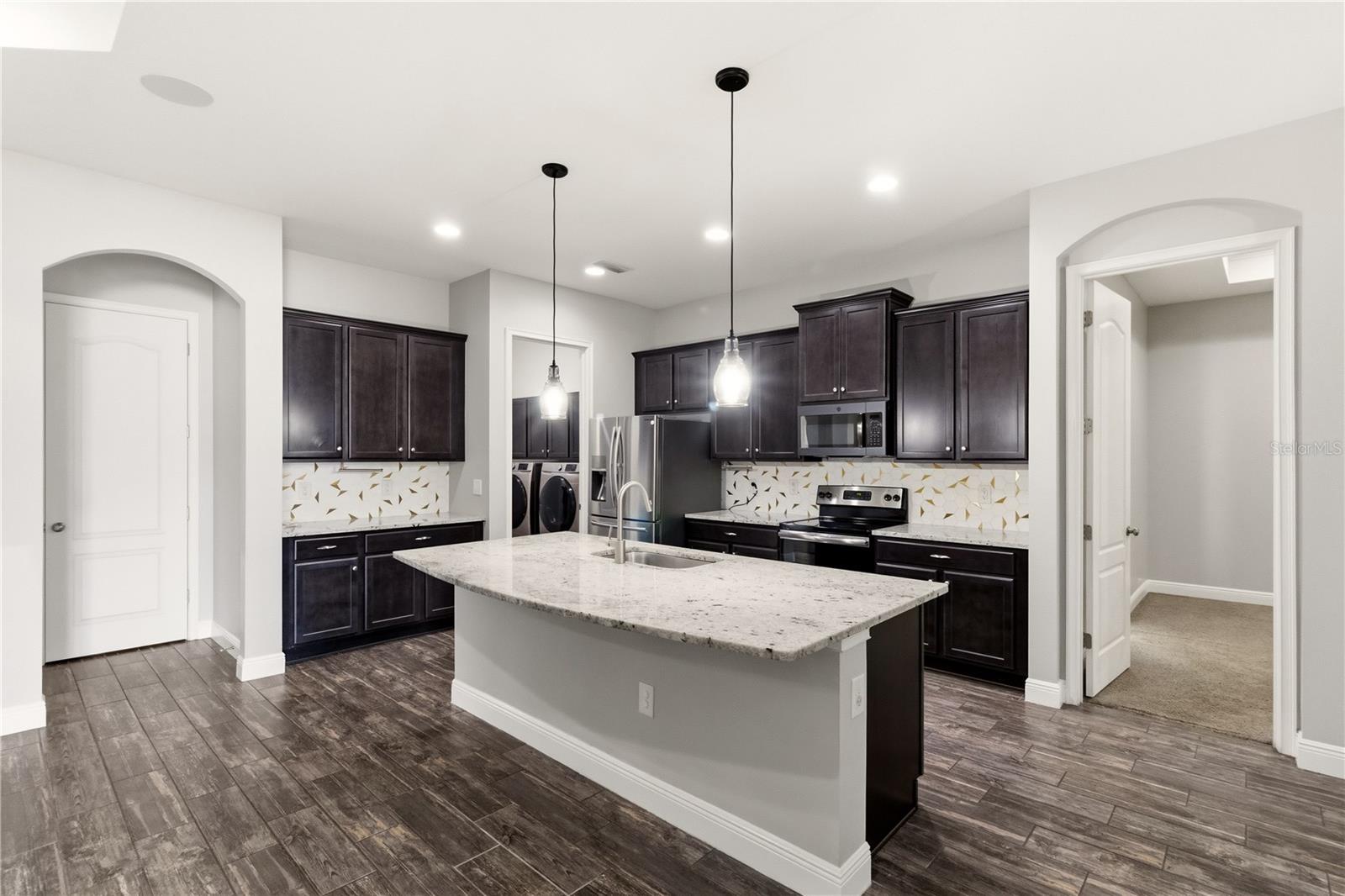 Image 7 of 43 For 691 Challice Drive