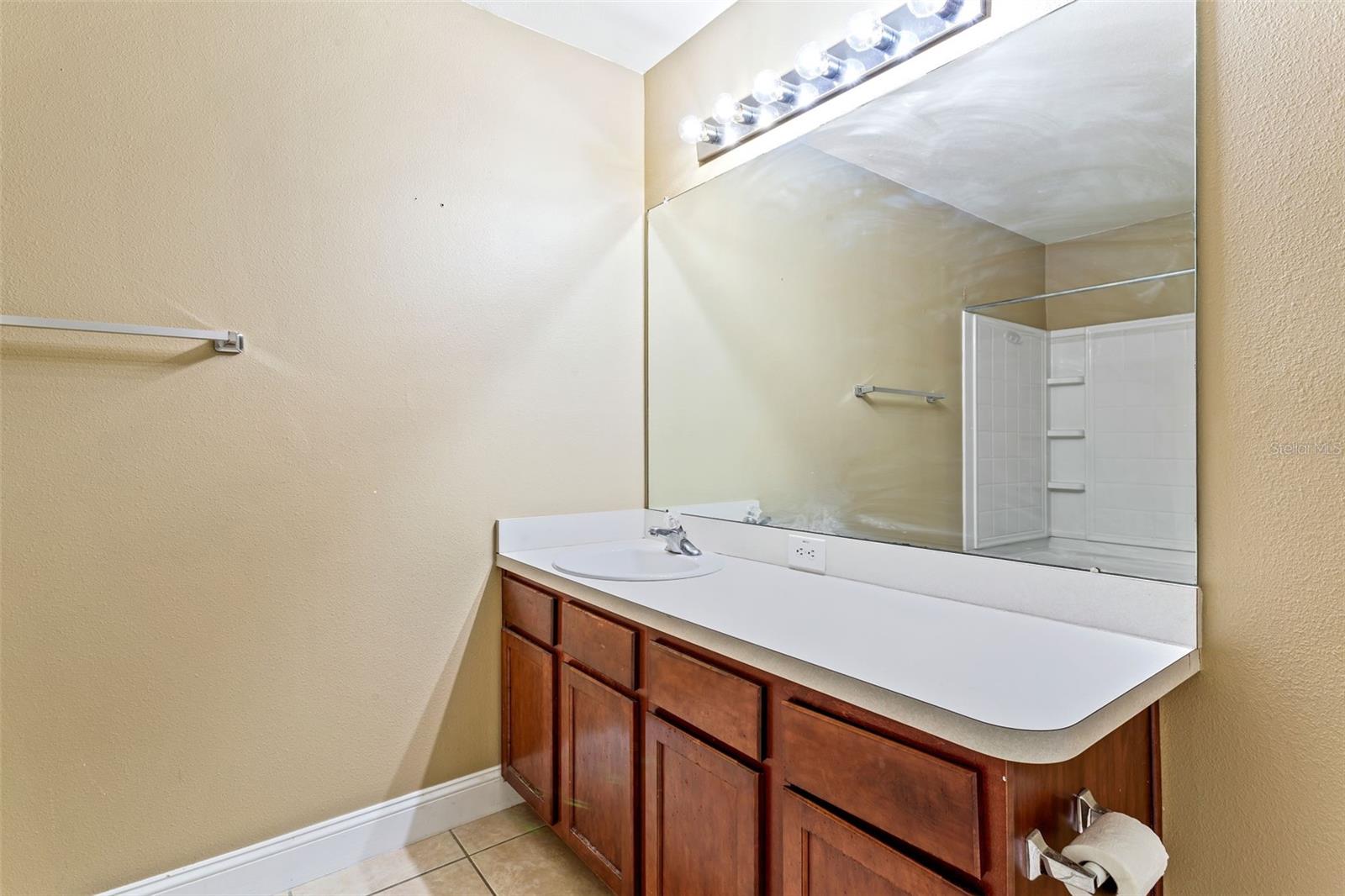 Image 27 of 44 For 14004 Noble Park Drive