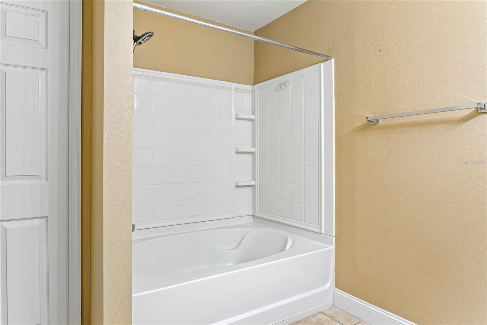 Image 28 of 44 For 14004 Noble Park Drive