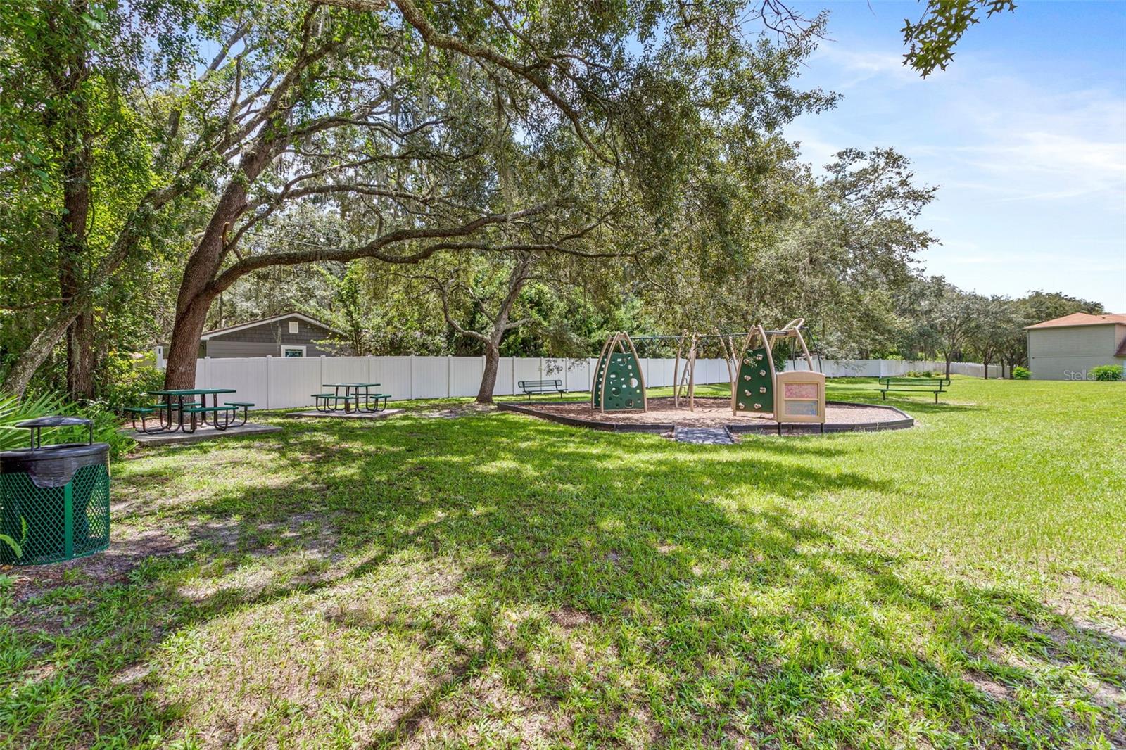 Image 38 of 44 For 14004 Noble Park Drive