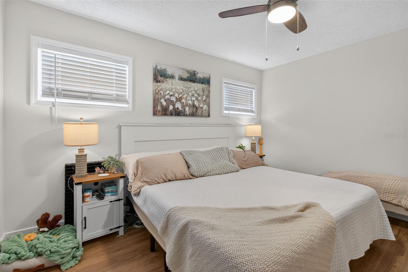 Image 13 of 28 For 322 47th Street N