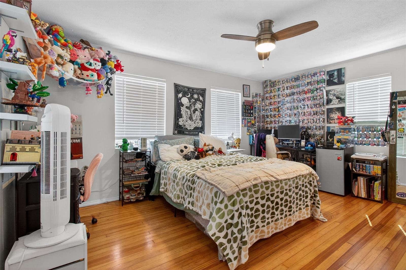 Image 25 of 28 For 322 47th Street N