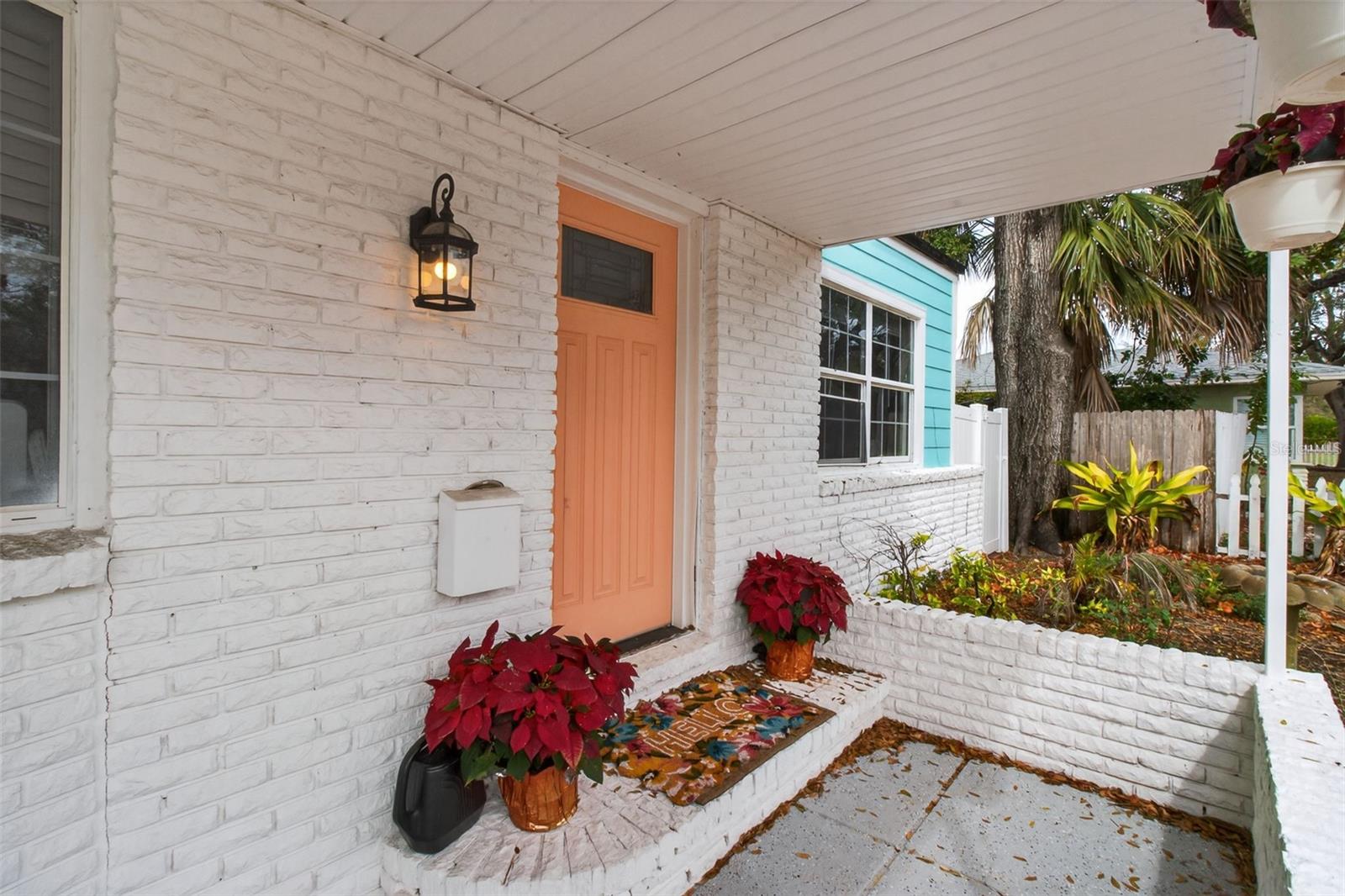 Image 3 of 28 For 322 47th Street N