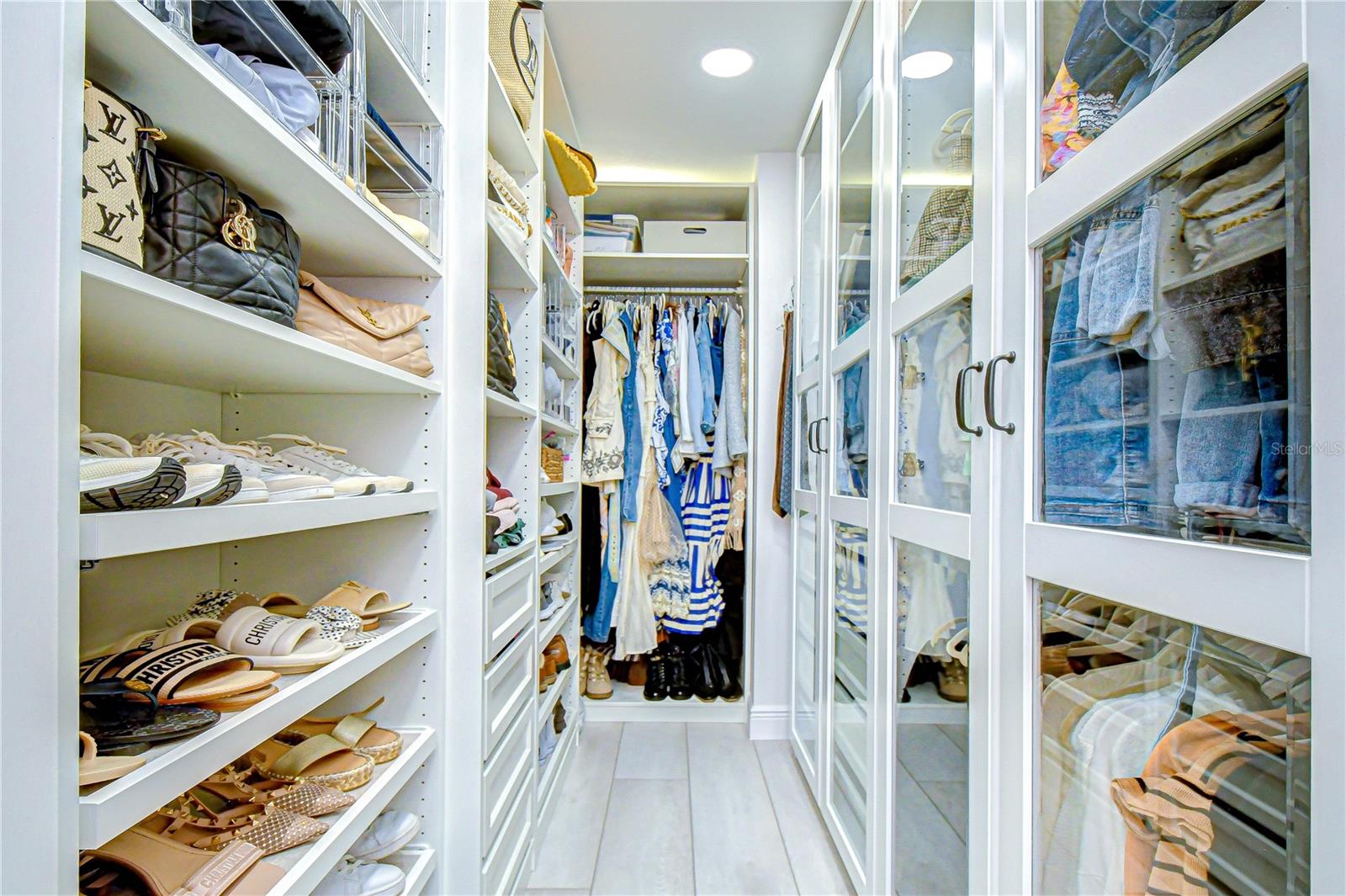 Listing photo id 22 for 728 Pruitt Drive