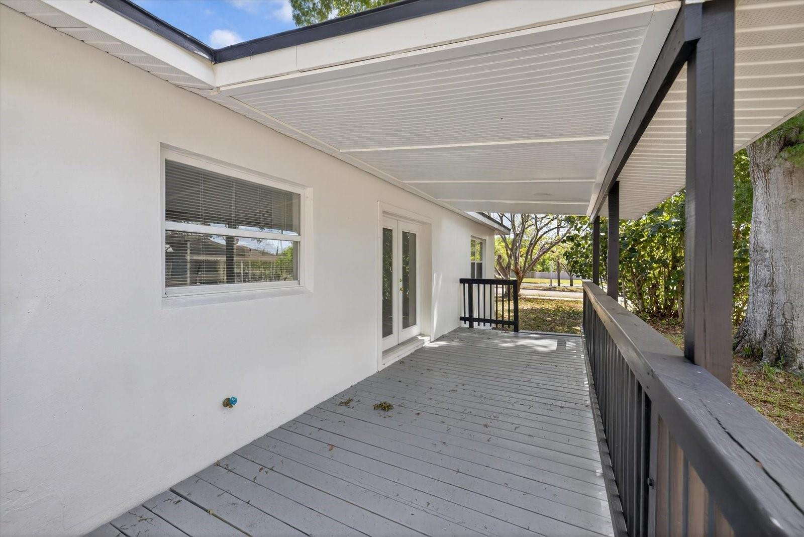 Image 19 of 29 For 712 Crest Avenue