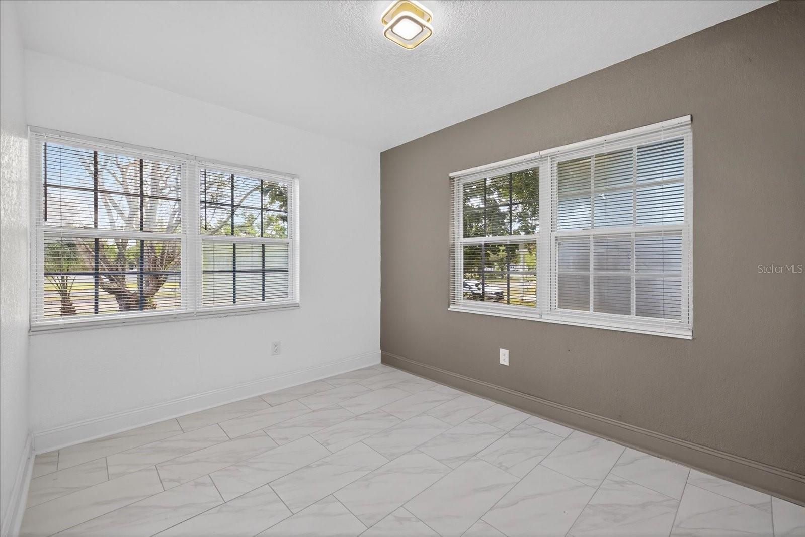 Image 28 of 29 For 712 Crest Avenue