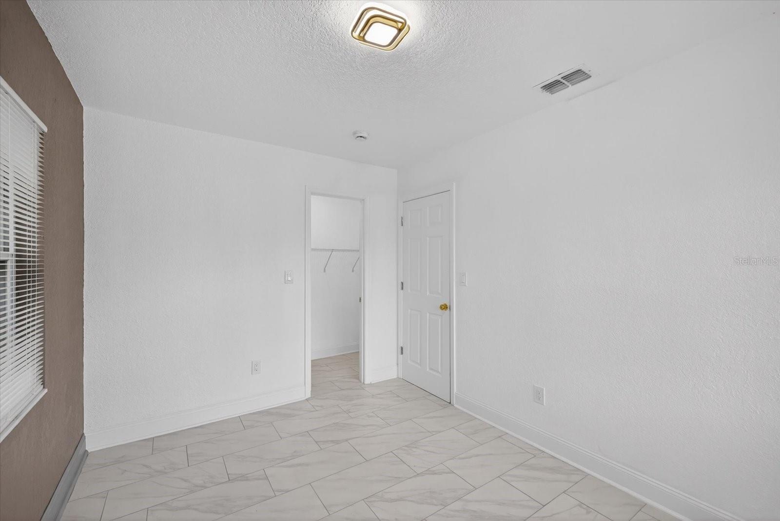 Image 29 of 29 For 712 Crest Avenue