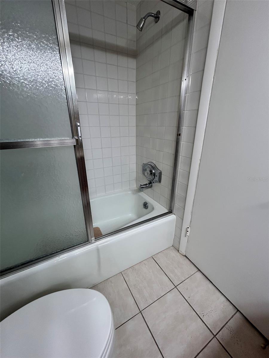 Image 30 of 77 For 868 Bayway Boulevard 304