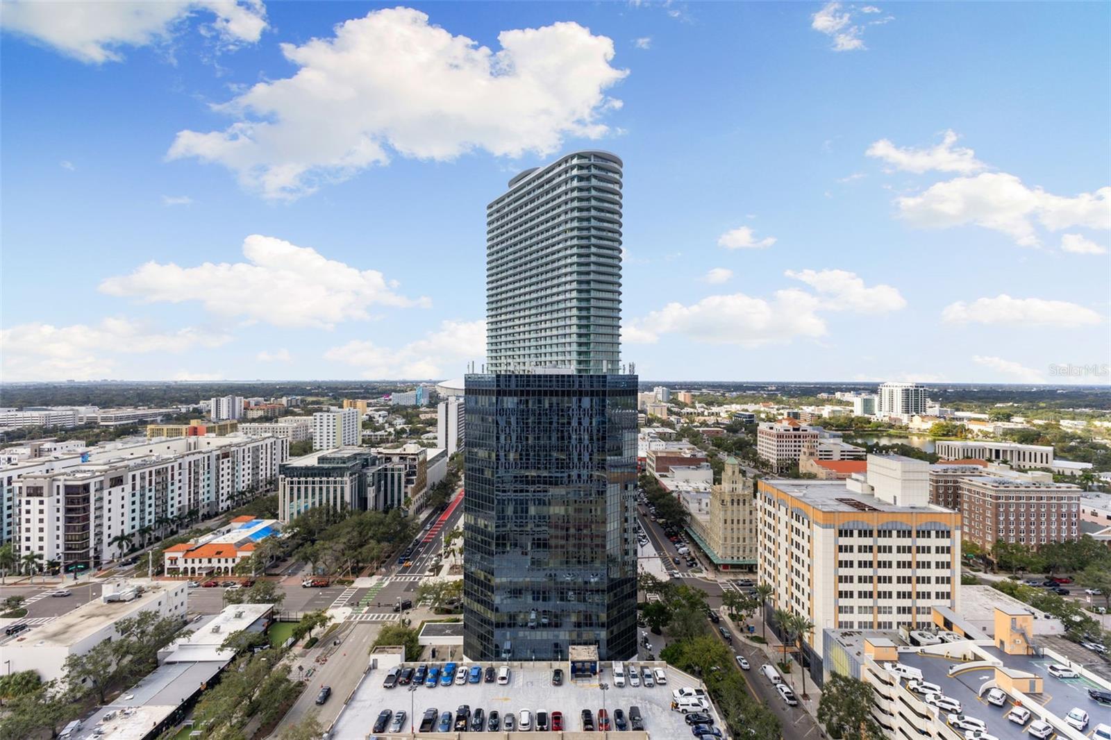 Image 18 of 48 For 275 1st Avenue S 1907