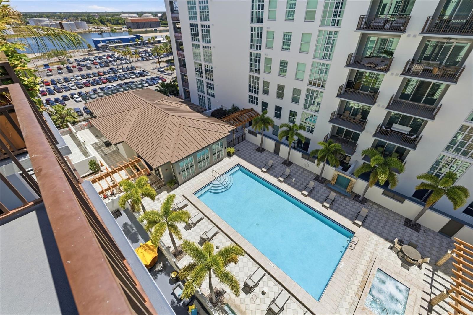 Image 10 of 40 For 1227 Madison Street 902