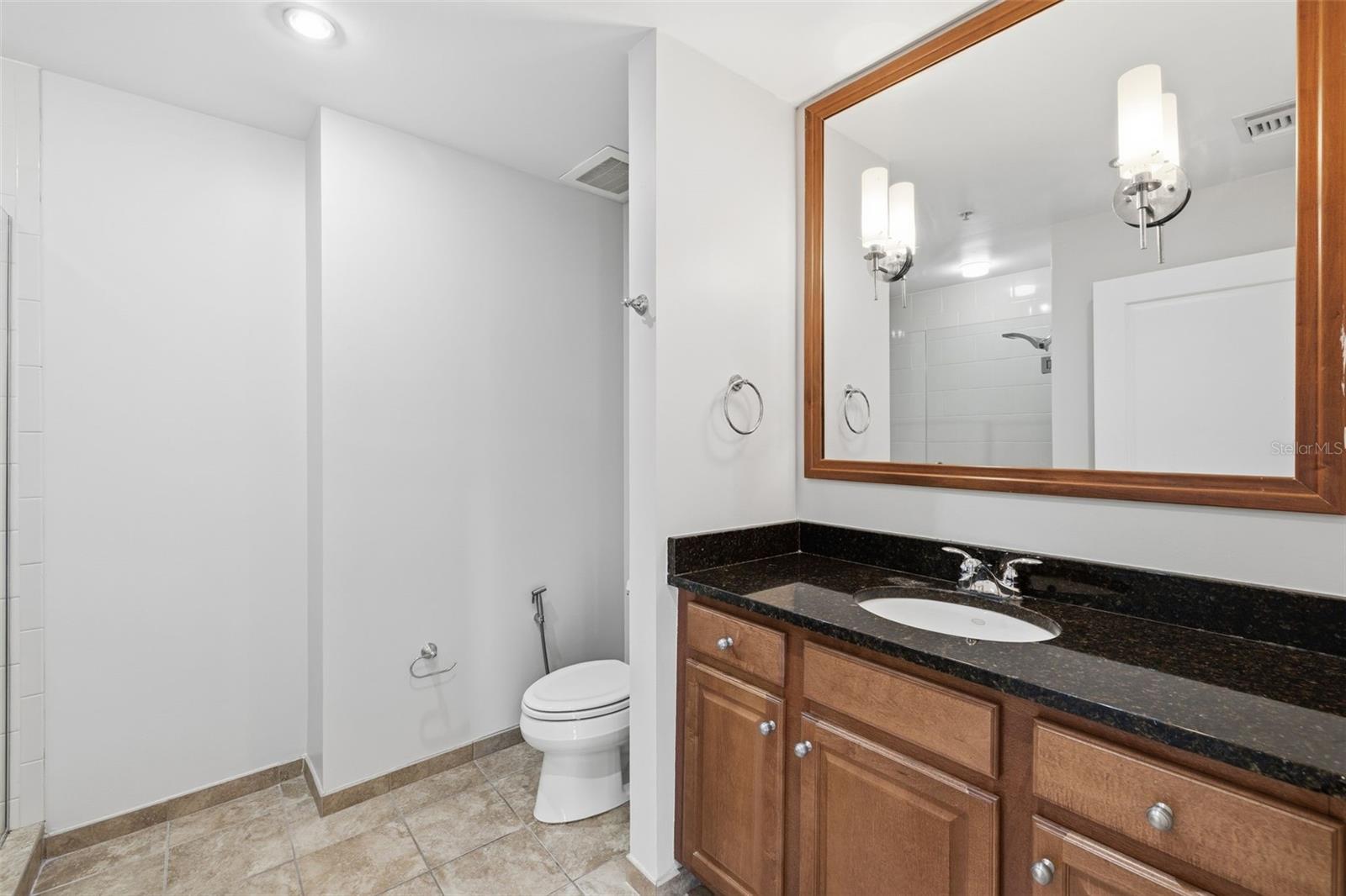 Image 29 of 40 For 1227 Madison Street 902