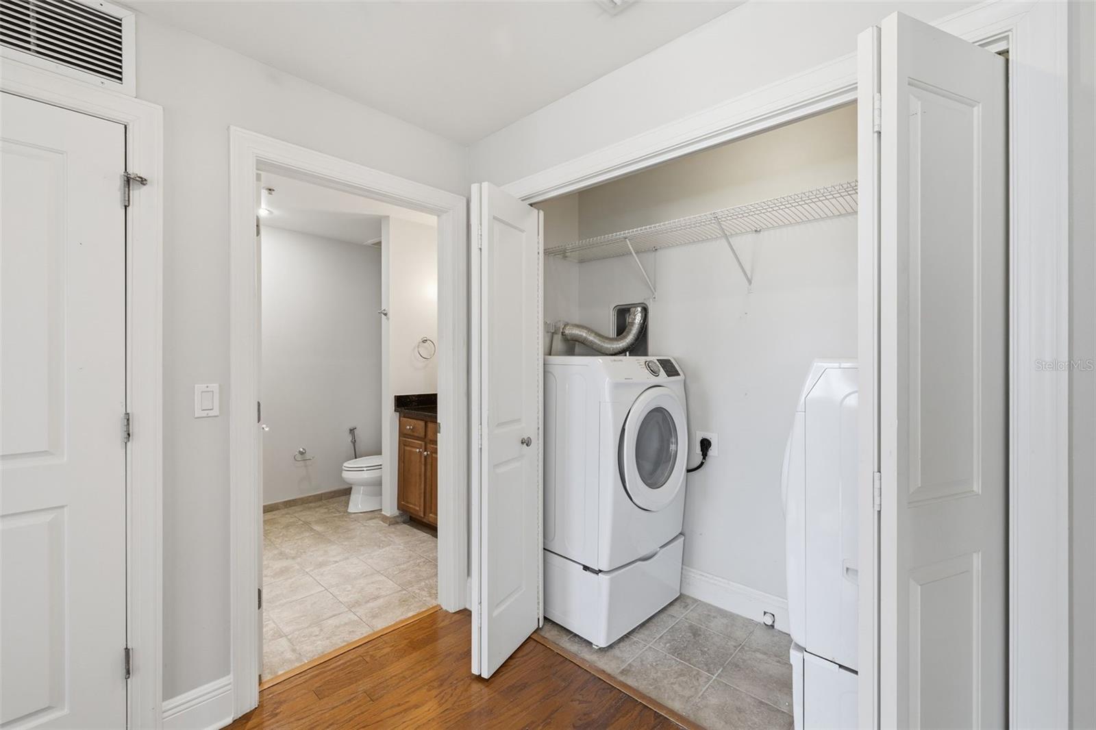 Image 30 of 40 For 1227 Madison Street 902