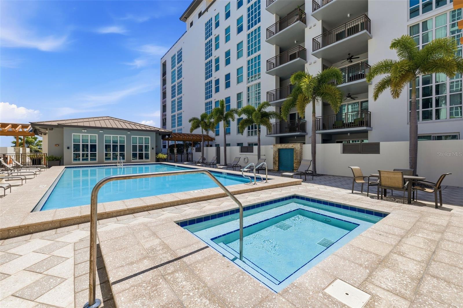 Image 32 of 40 For 1227 Madison Street 902