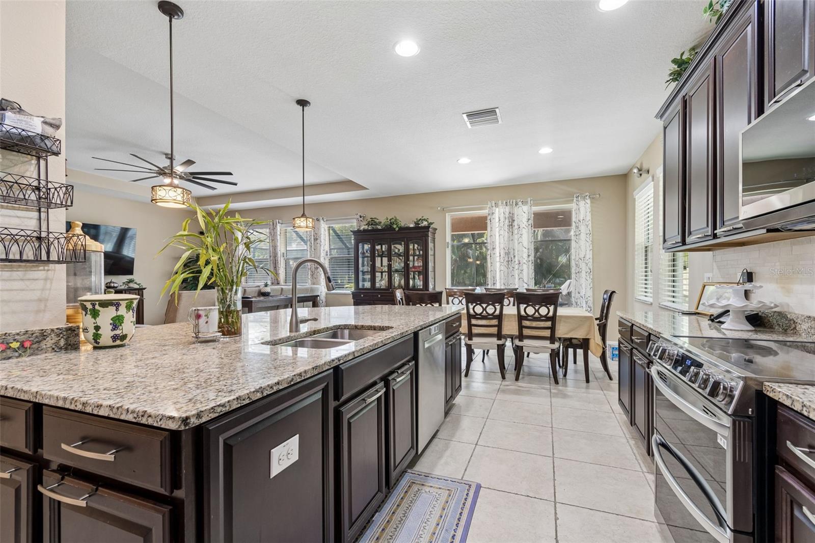 Image 9 of 47 For 7090 88th Ave N