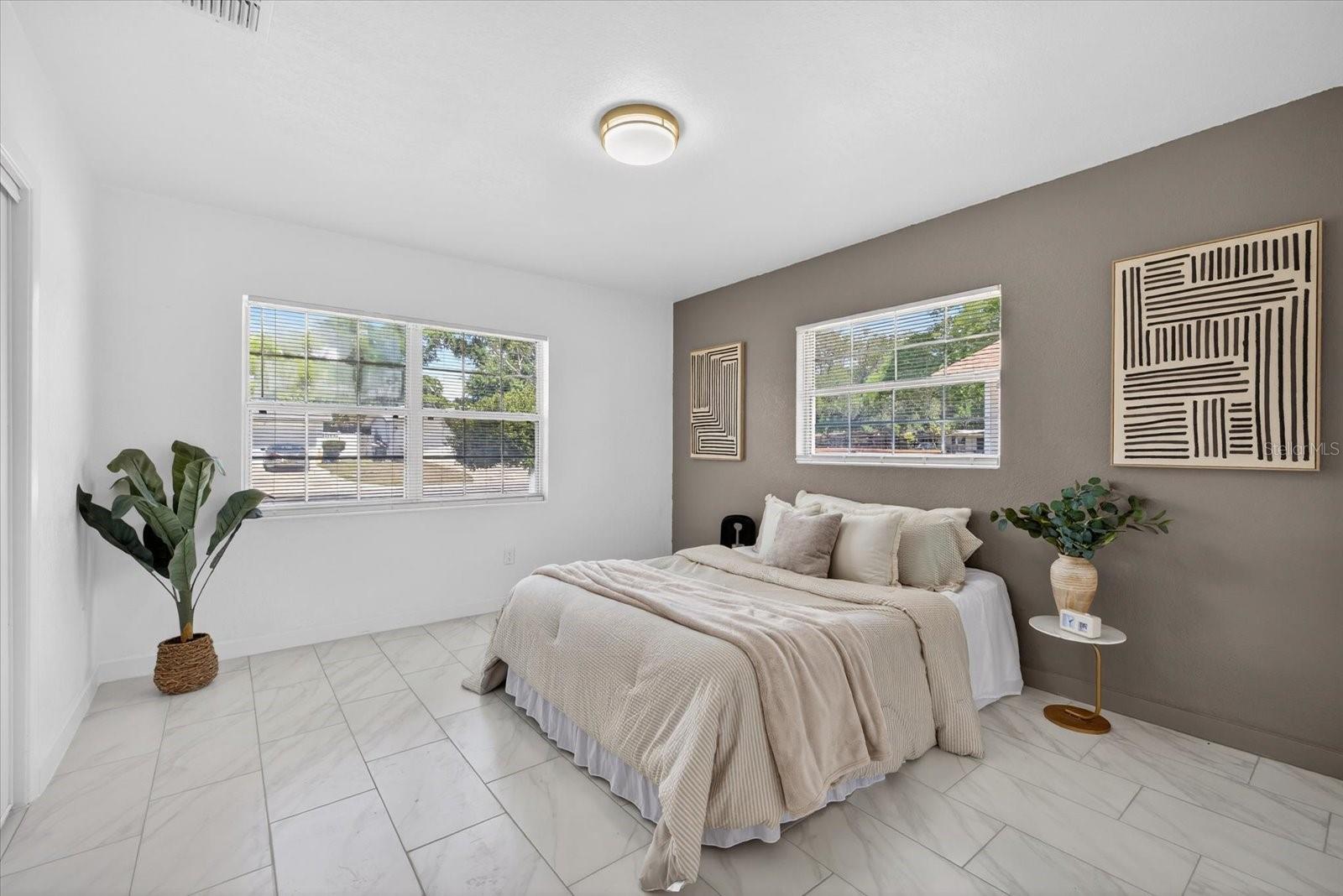 Image 31 of 36 For 1465 Parkwood Street