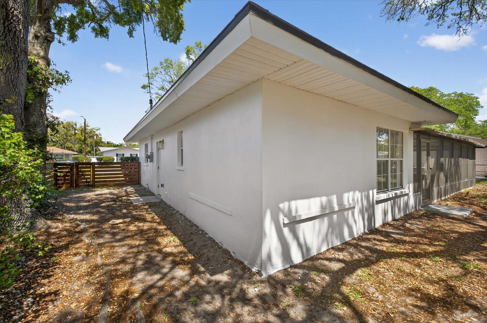 Image 36 of 36 For 1465 Parkwood Street