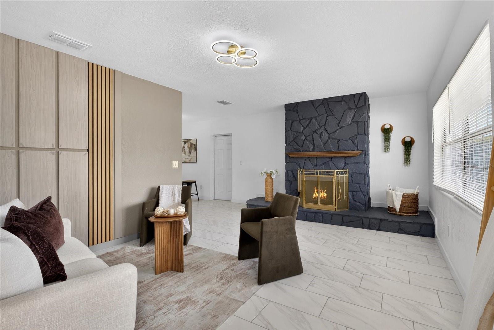 Image 5 of 36 For 1465 Parkwood Street