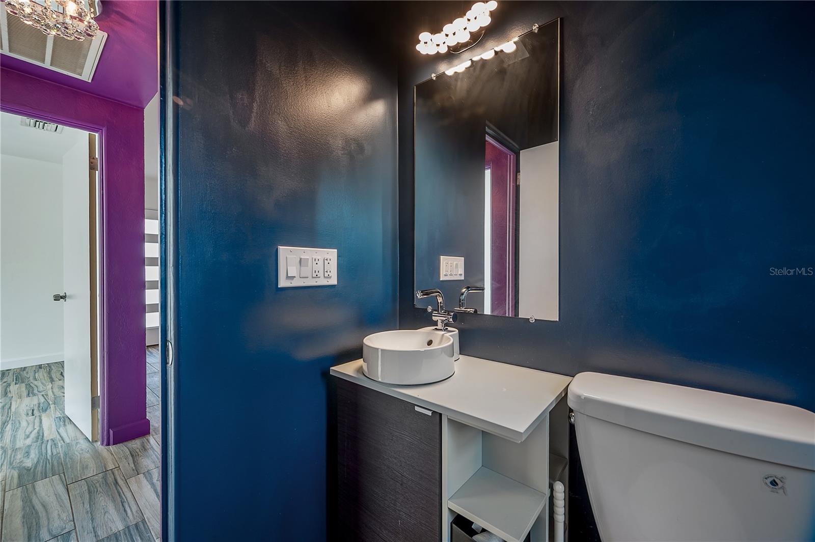 Image 19 of 37 For 3811 44th Avenue N