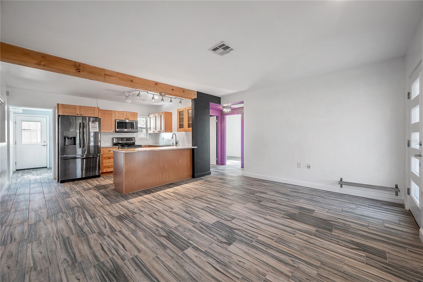 Image 4 of 37 For 3811 44th Avenue N