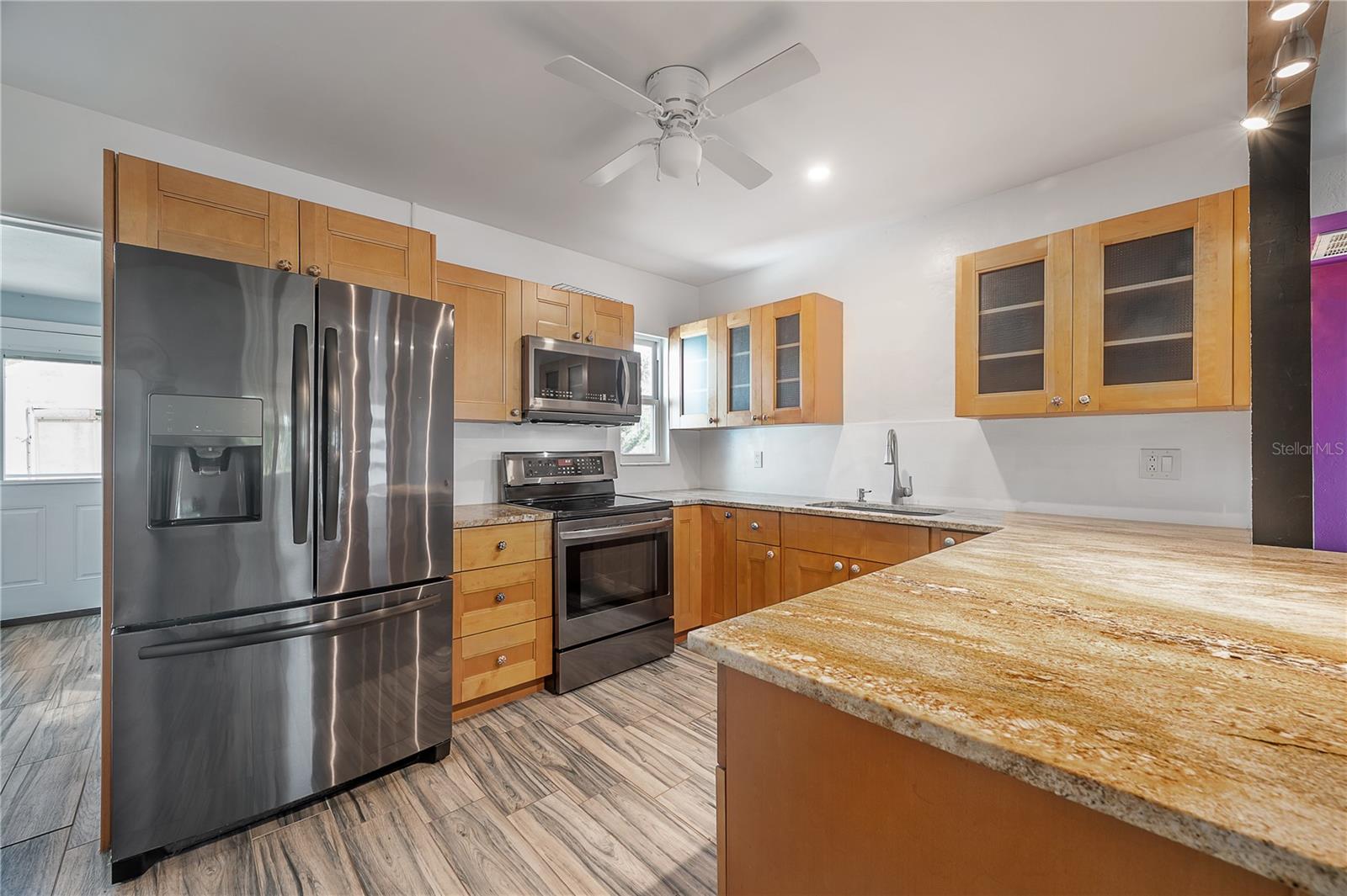 Image 8 of 37 For 3811 44th Avenue N