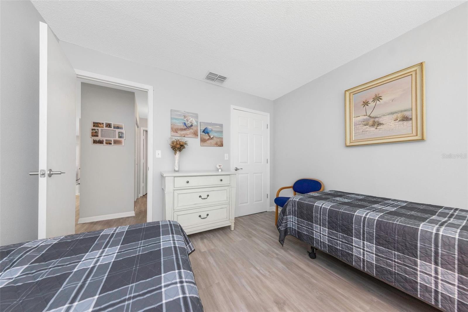 Image 11 of 18 For 1101 Tarridon Court 1101