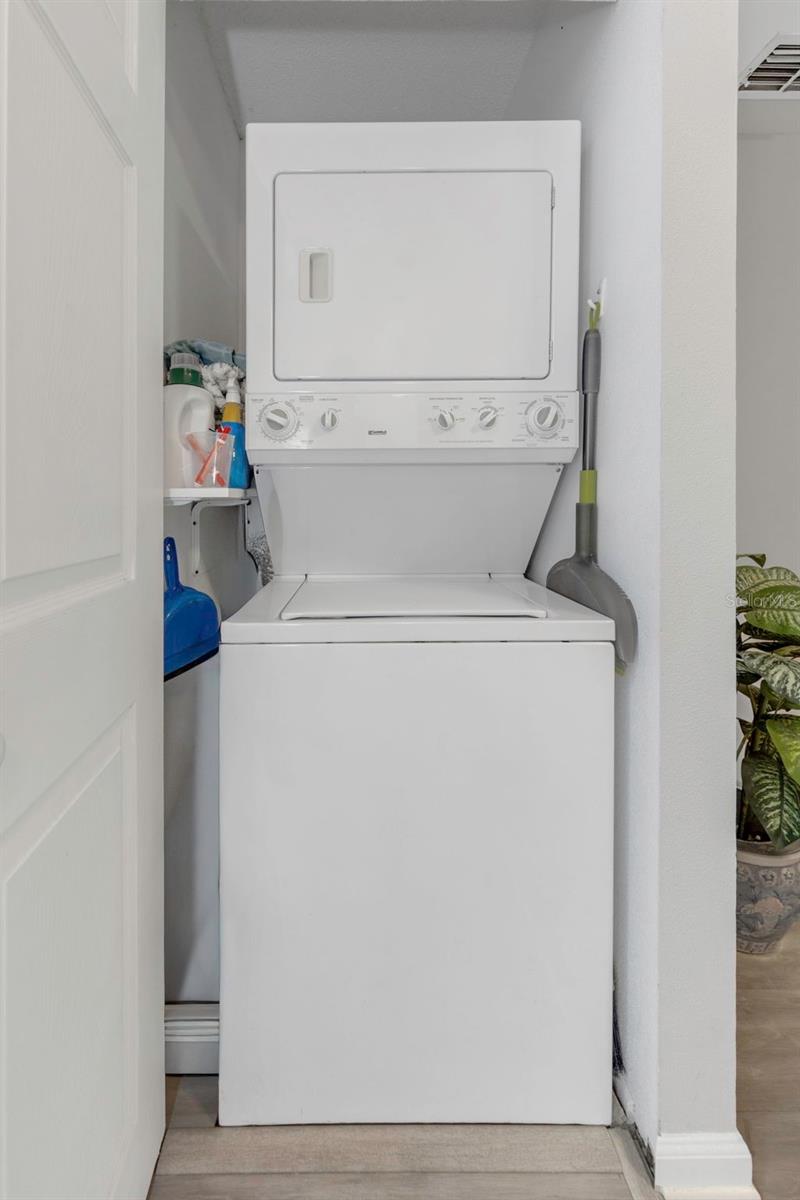 Image 15 of 18 For 1101 Tarridon Court 1101