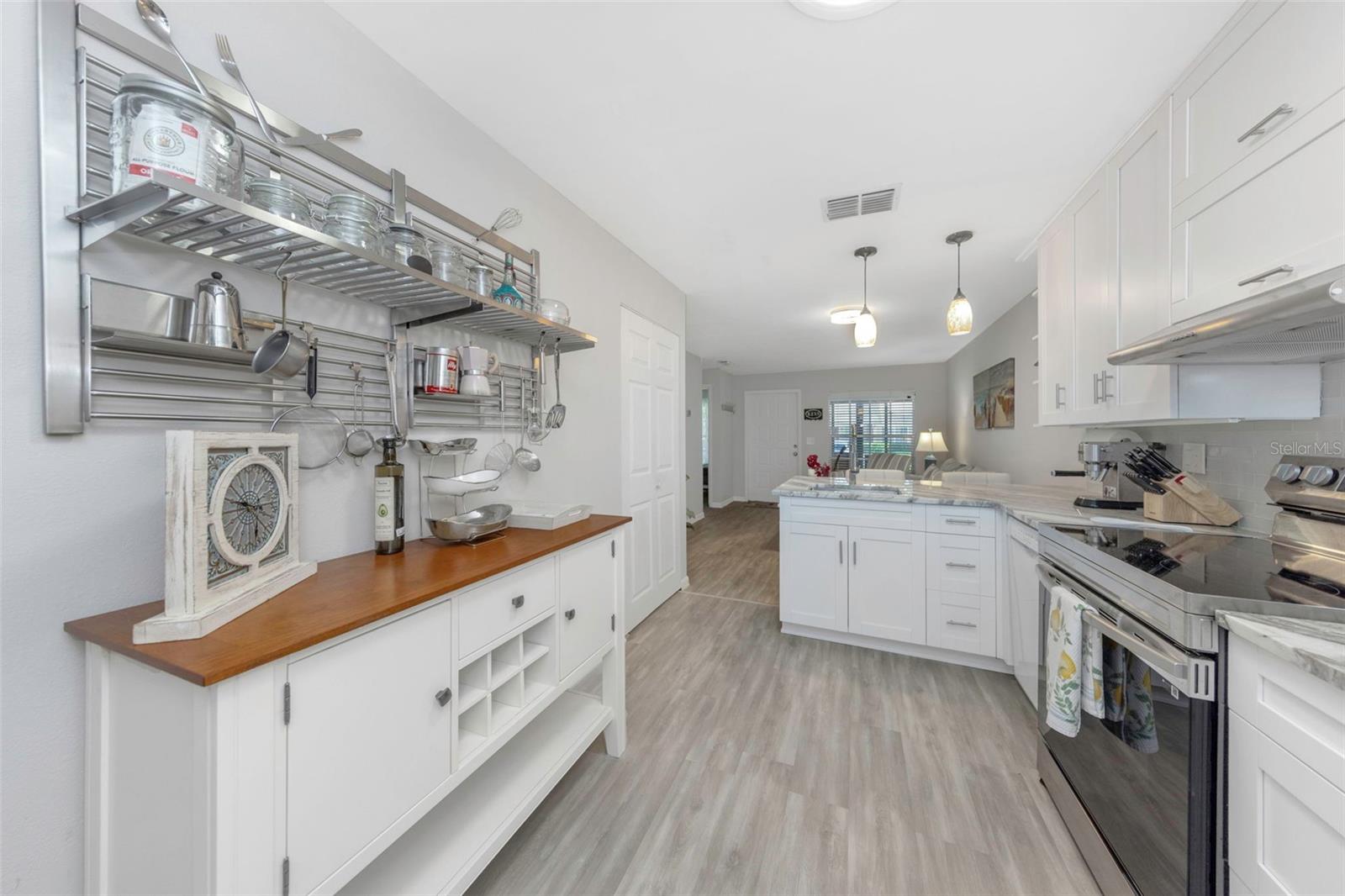 Image 5 of 18 For 1101 Tarridon Court 1101