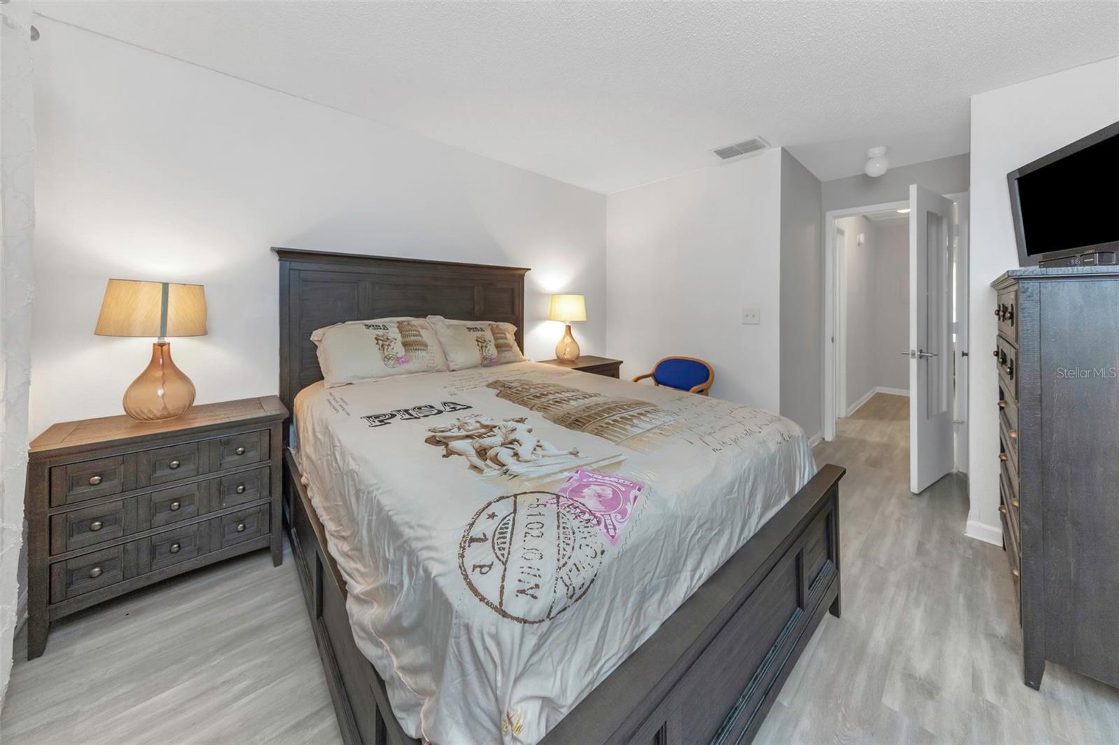 Image 9 of 18 For 1101 Tarridon Court 1101