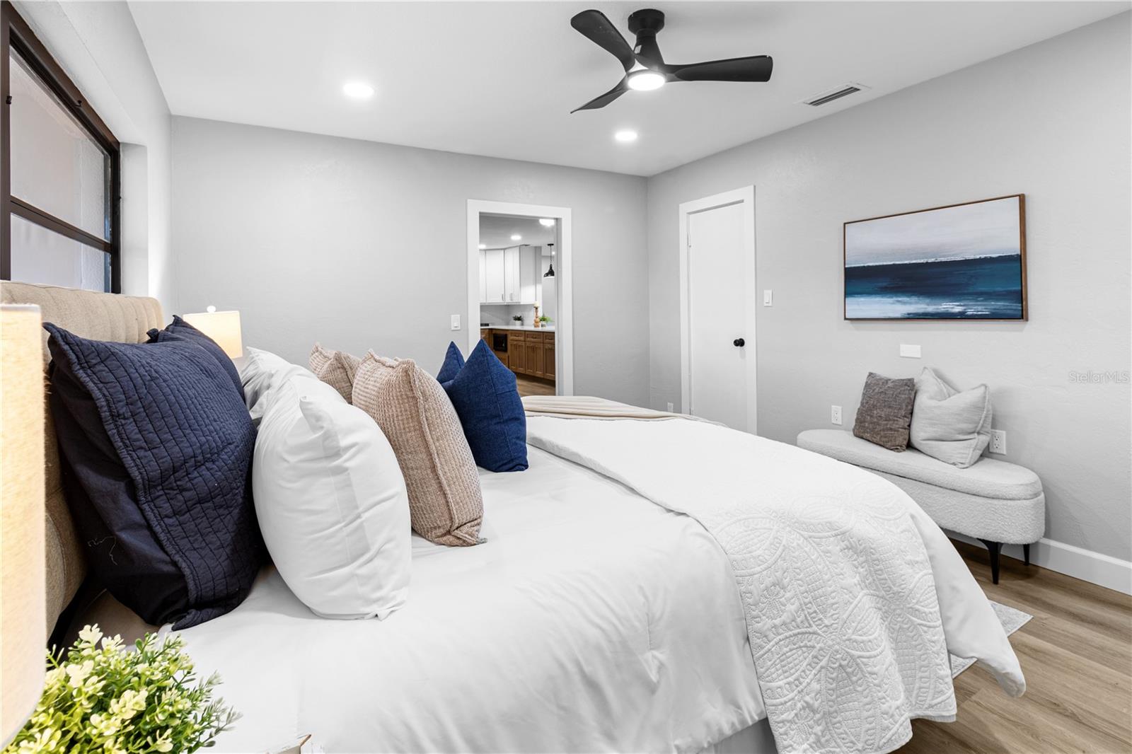 Image 21 of 45 For 2554 68th Avenue S