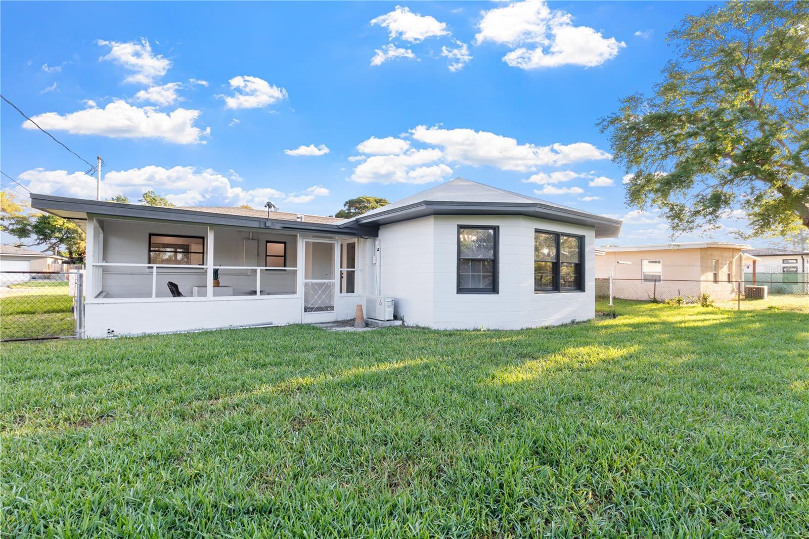 Image 37 of 45 For 2554 68th Avenue S