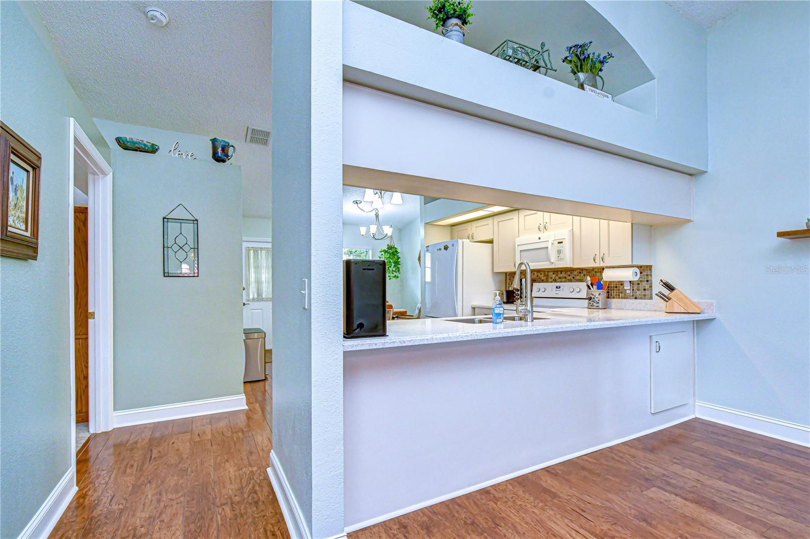 Image 24 of 46 For 38237 Eucalyptus Drive