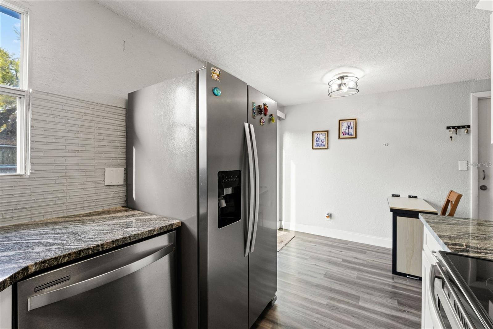 Image 12 of 33 For 8996 Southern Comfort Drive