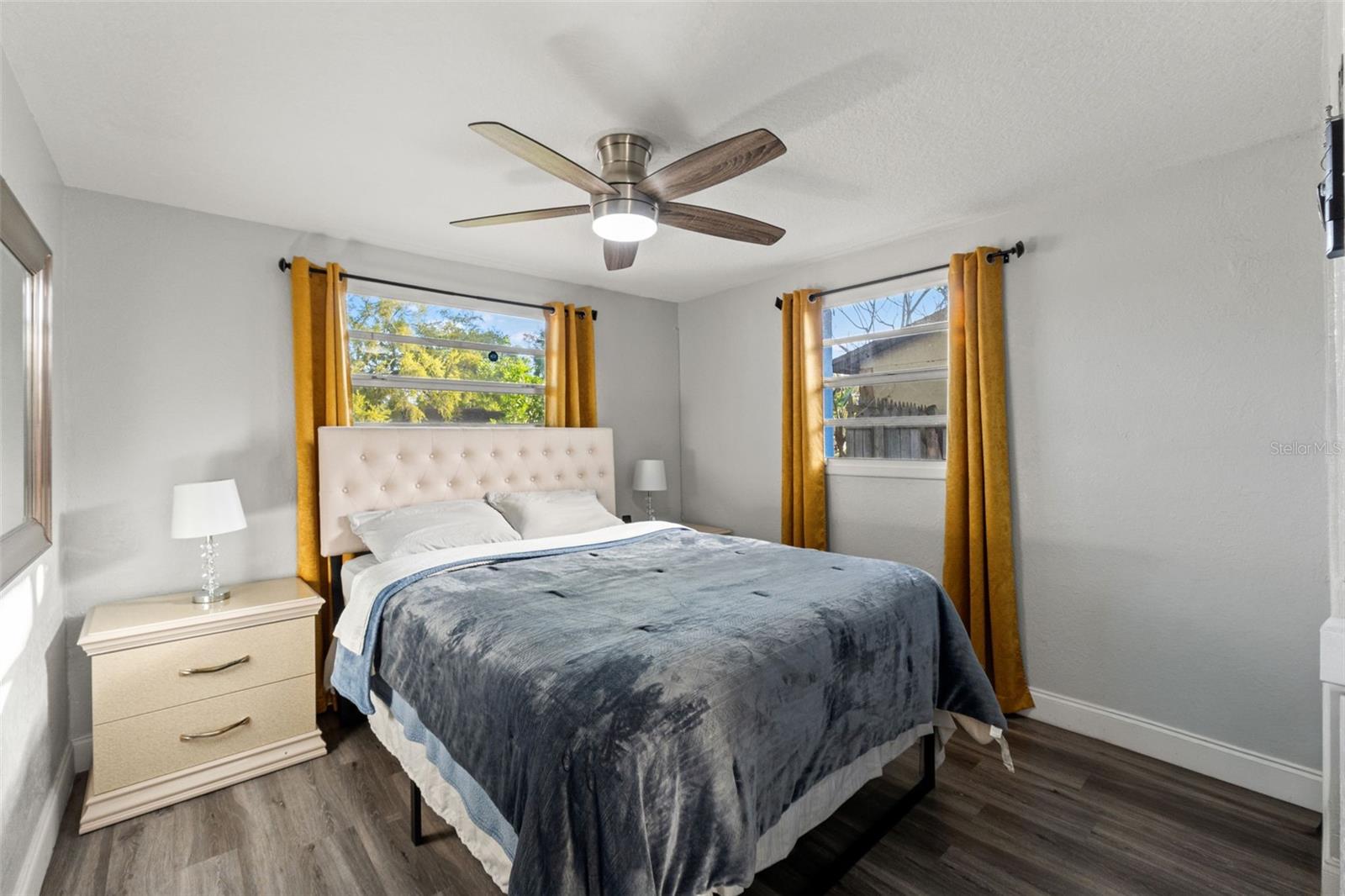 Image 17 of 33 For 8996 Southern Comfort Drive